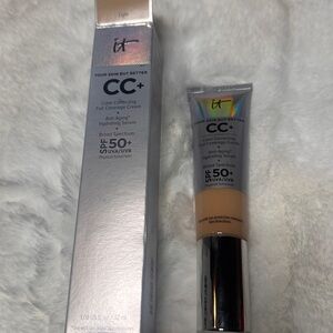 IT Cosmetics CC+ Cream with SPF 50+ - Light